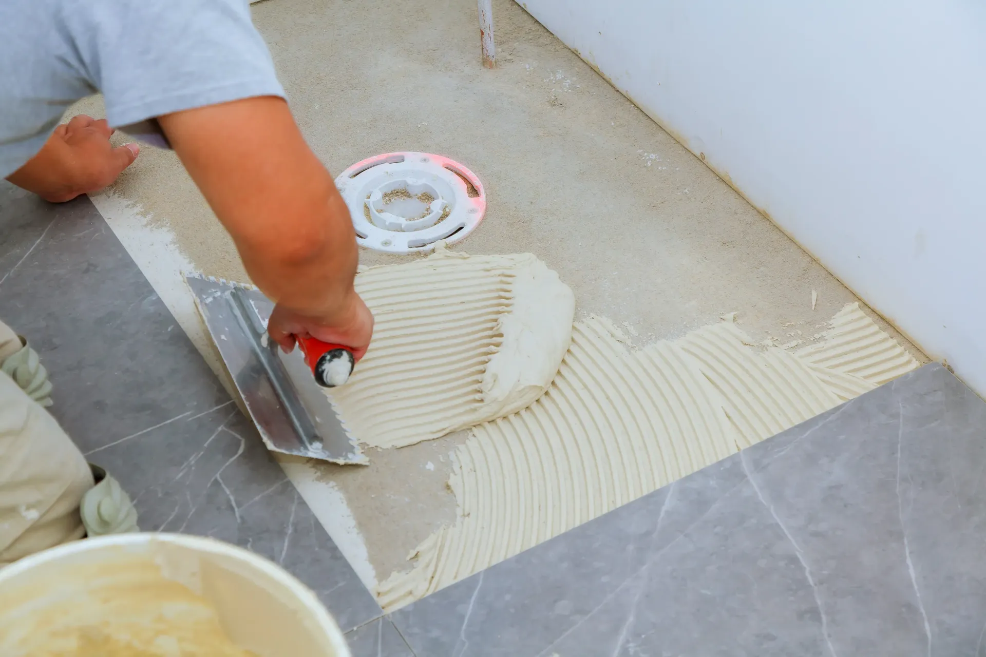 Residential tiler builder for EDM Home Services