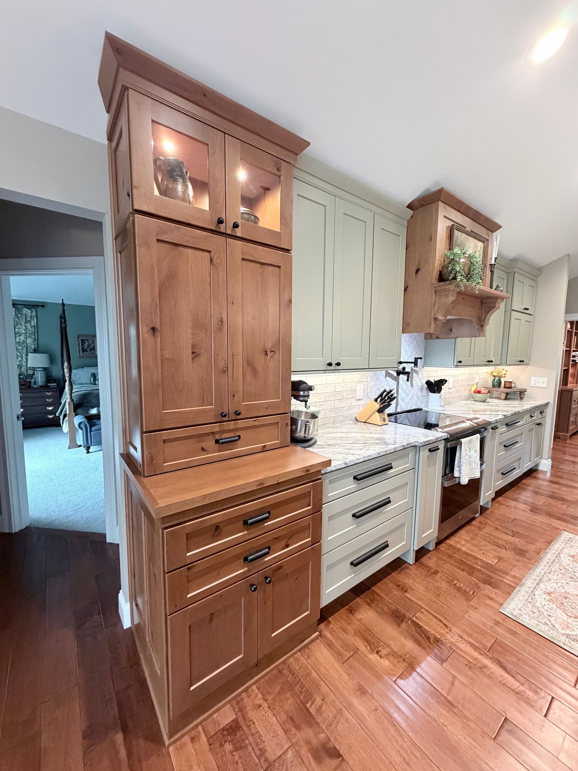 Completed custom kitchen remodel in a Northern Kentucky home by Wood and Stone Cabinet Design Studio, Erlanger, KY