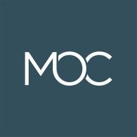 É um logotipo para uma empresa chamada moc.