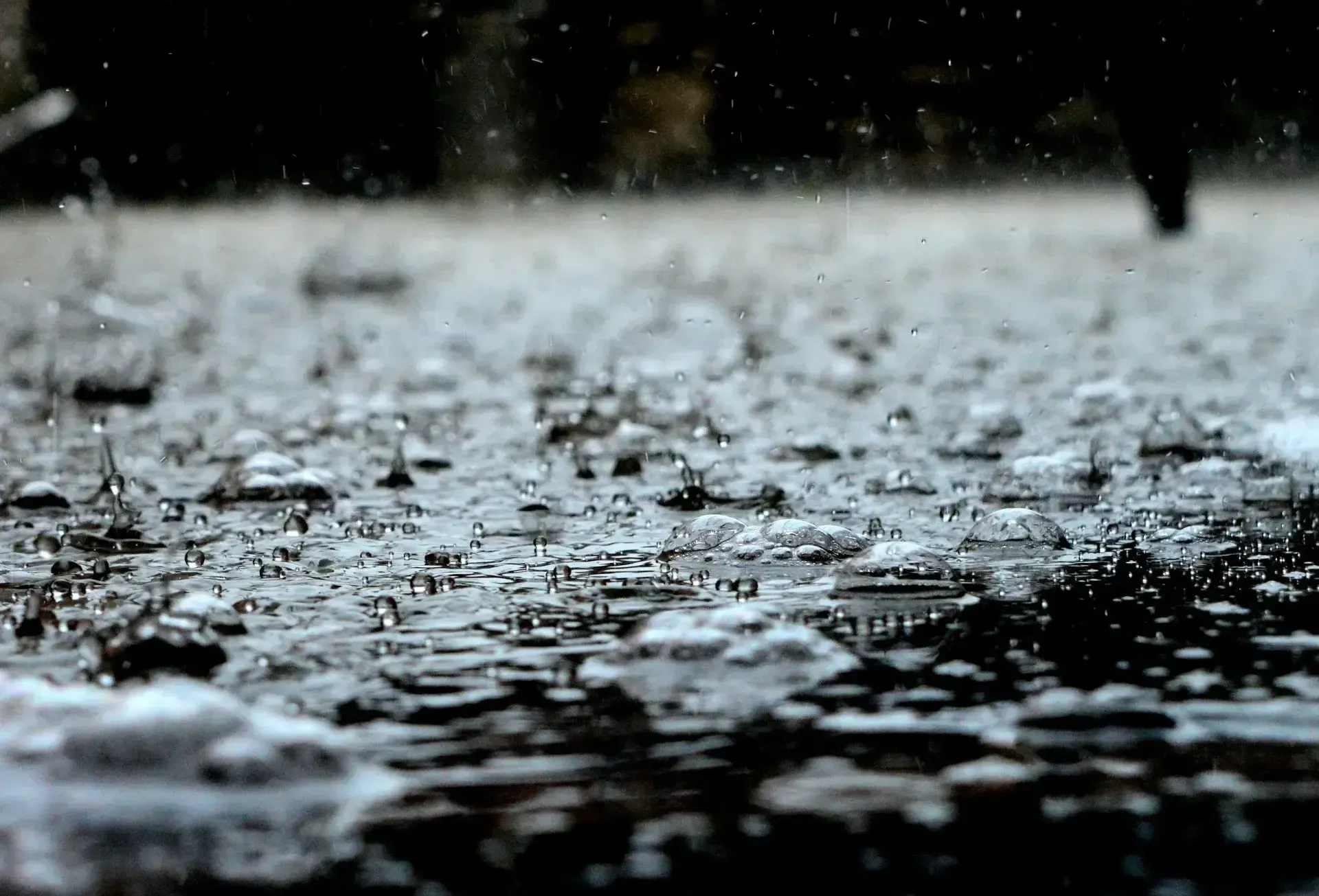 can heavy rain affect plumbing