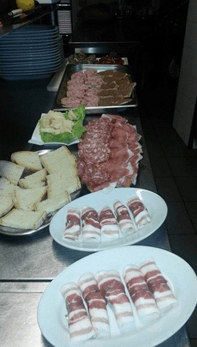 antipasti pronti per essere serviti