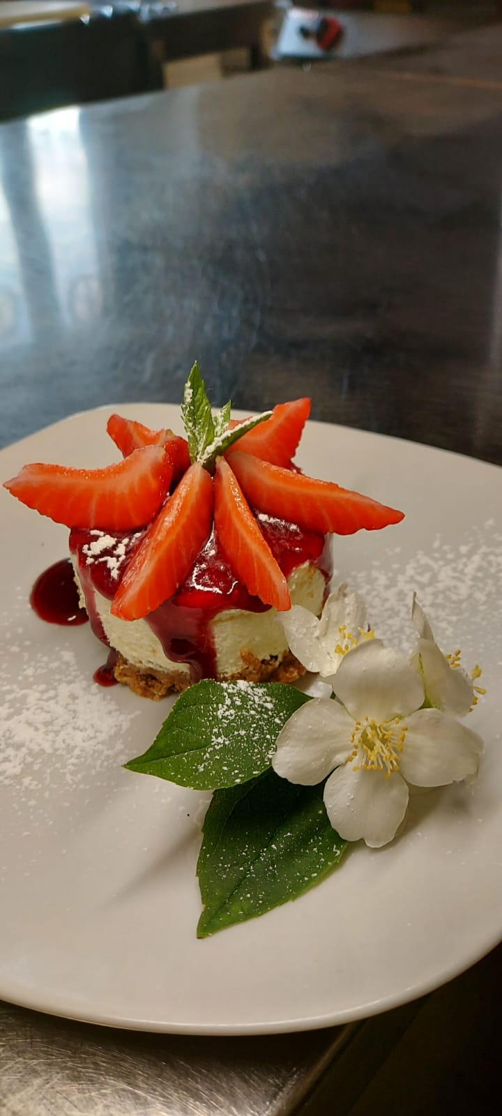 fragole panna e gelato