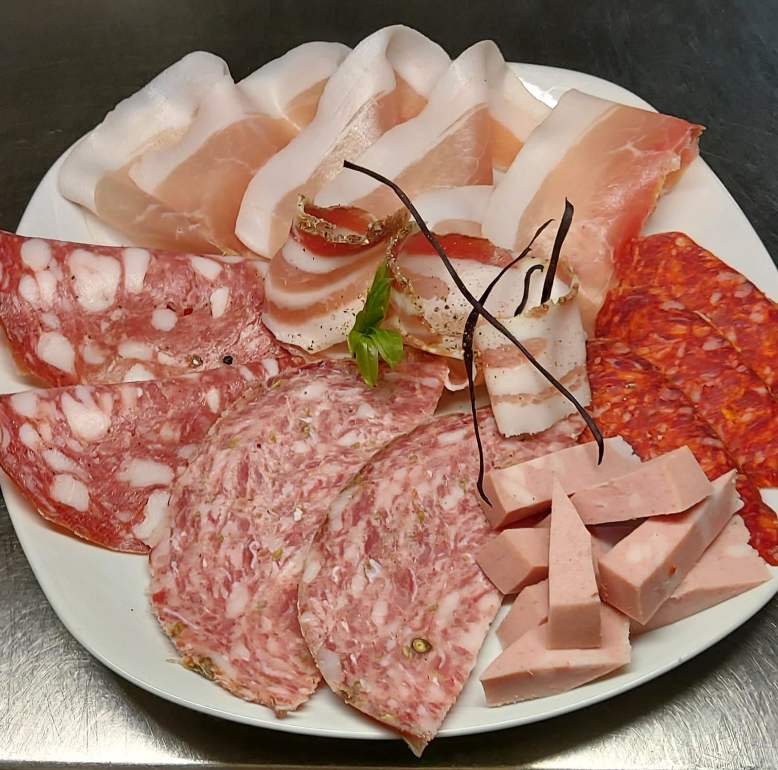 piatto di affettati