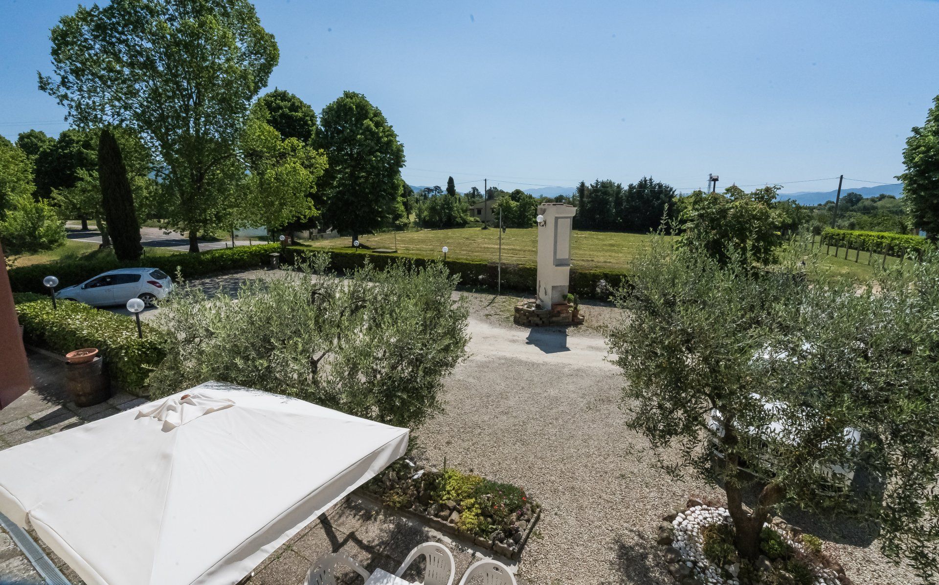 giardino dell'affittacamere vicino all'autodromo del Mugello