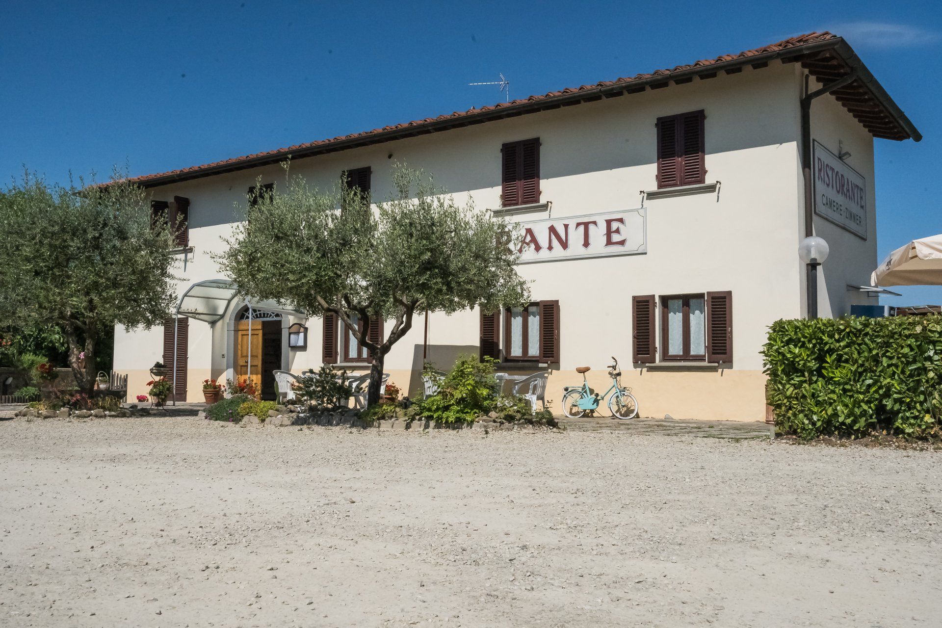 Esterno ristorante hotel 2