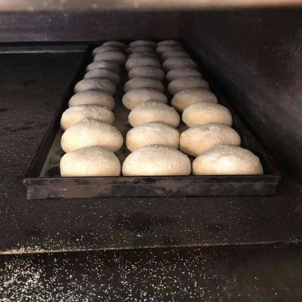 pucce che cuociono nel forno
