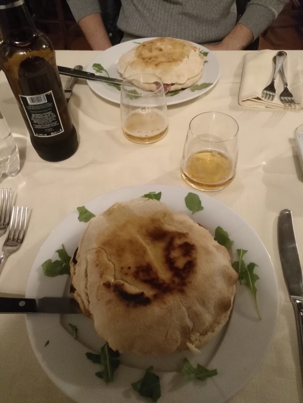 pucce al tavolo condite