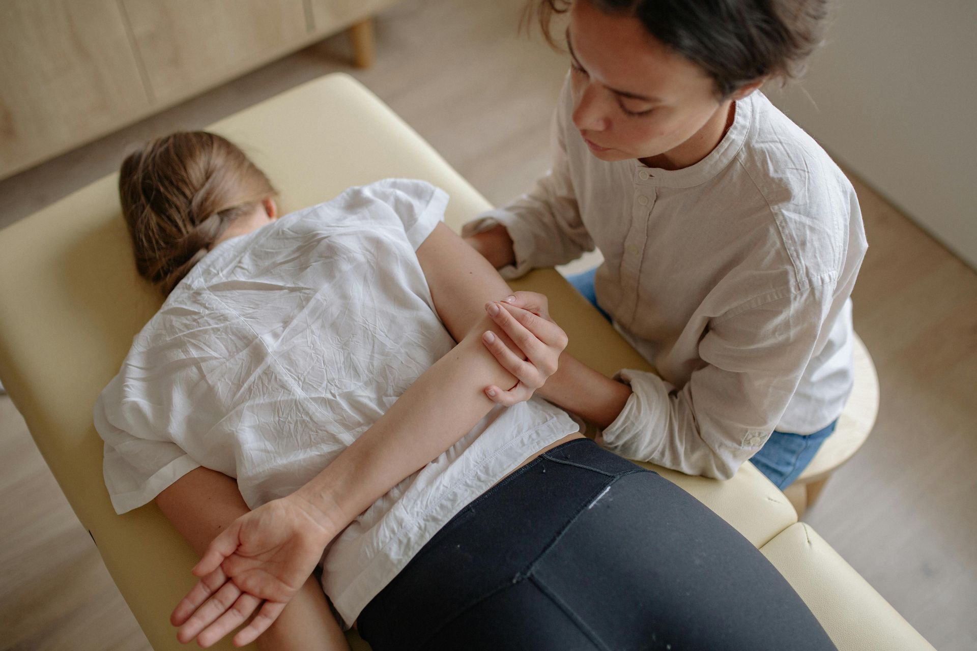 chiropractic-adjustment
