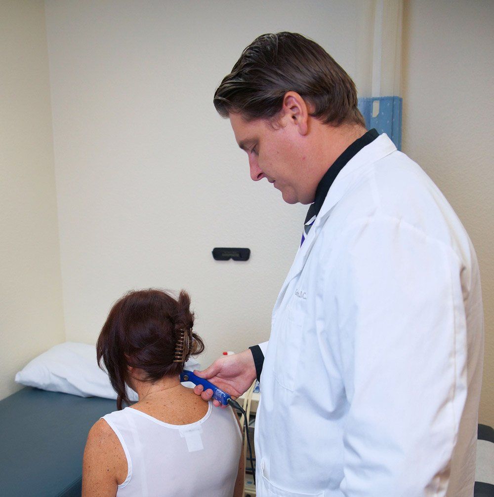 neck-pain-chiropractic-treatment
