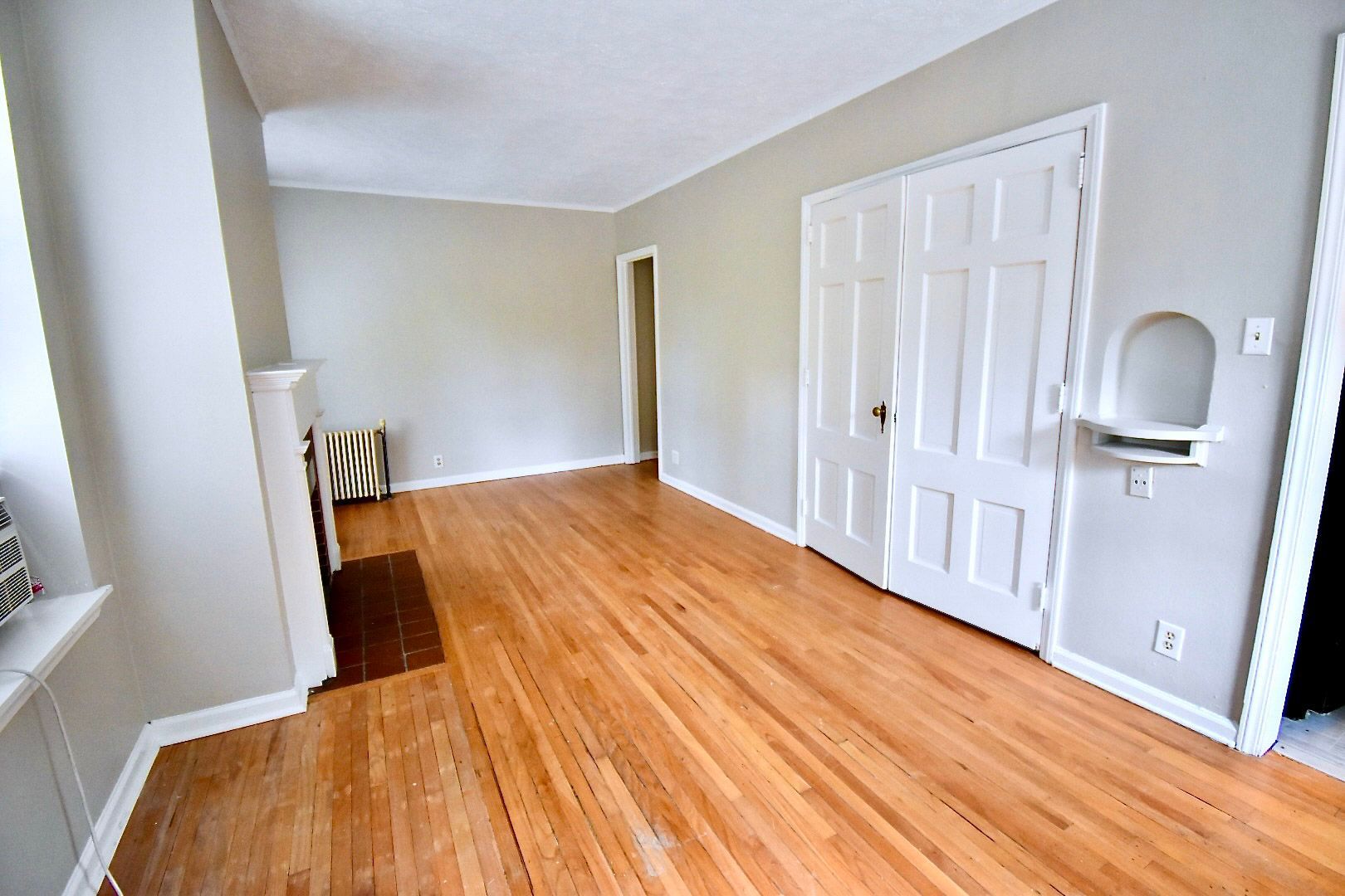 Modern 2 Bedroom Apartments in Indianapolis, IN at Mansion Row