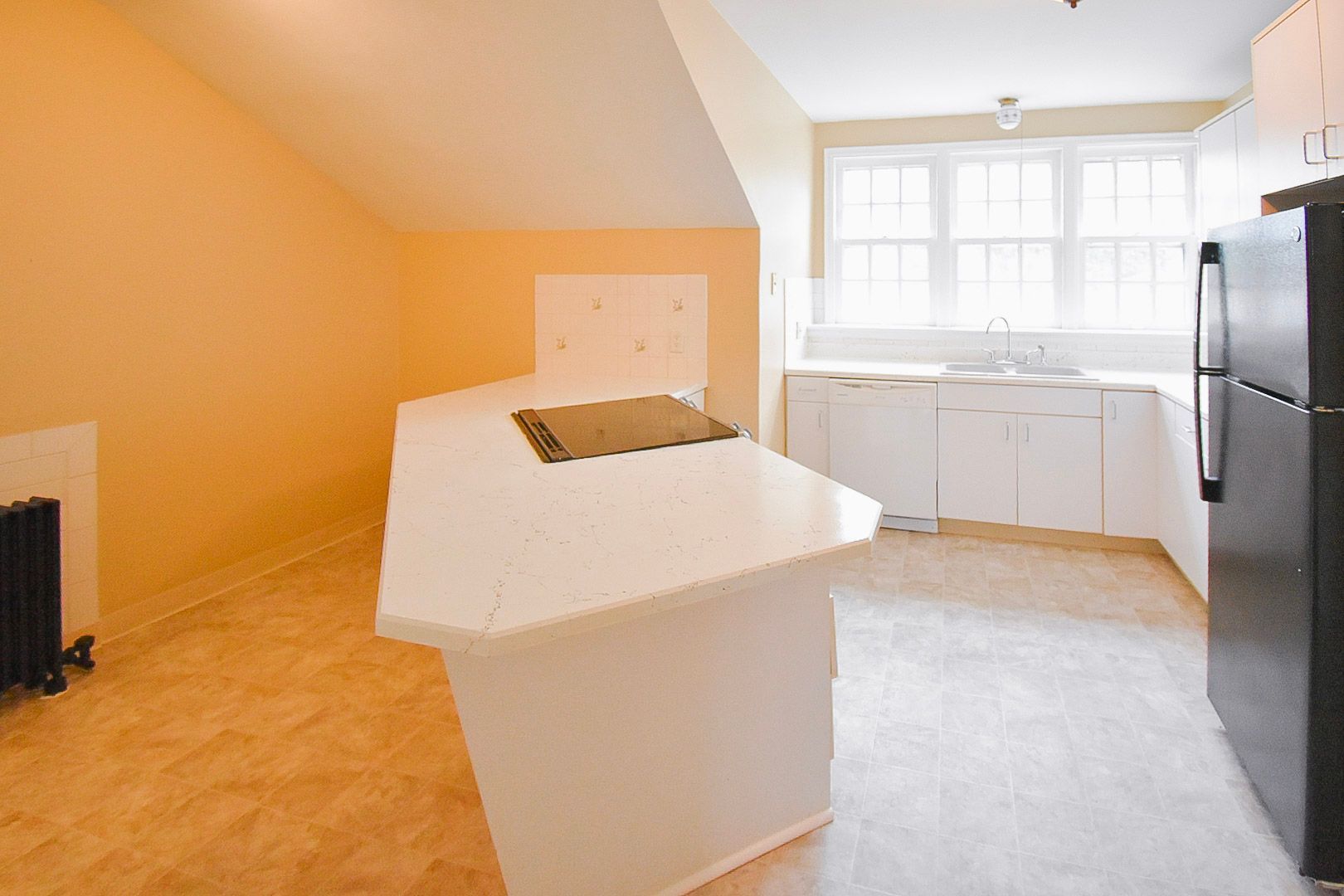 Spacious 3 Bedroom Apartments for Rent in Indianapolis, IN at Mansion Row