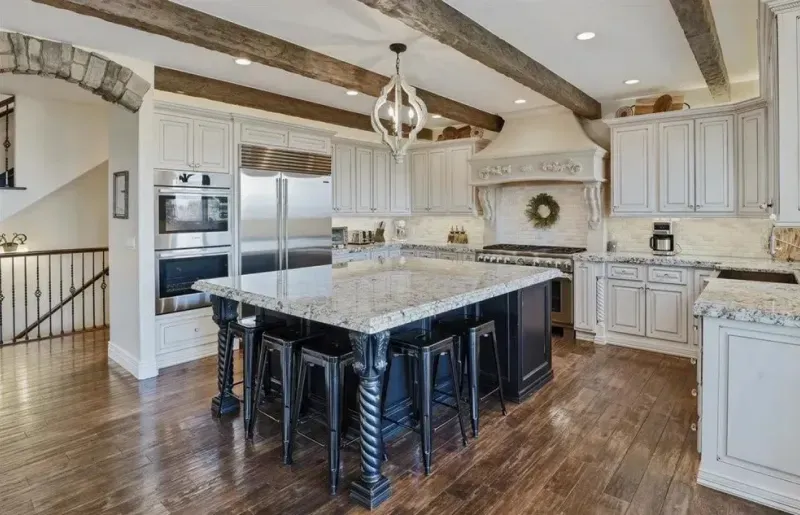 custom remodeling contractors
