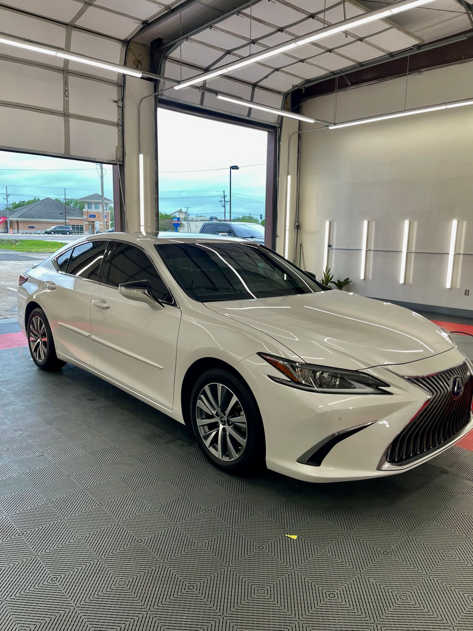 Lexus ES