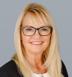 Brenda Lawler blonde lady chapter director for Biddeford Saco TBD Connections