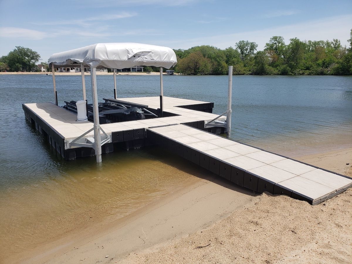 Custom Dock Considerations in Lake Ozark, MO | Mac’s Docks