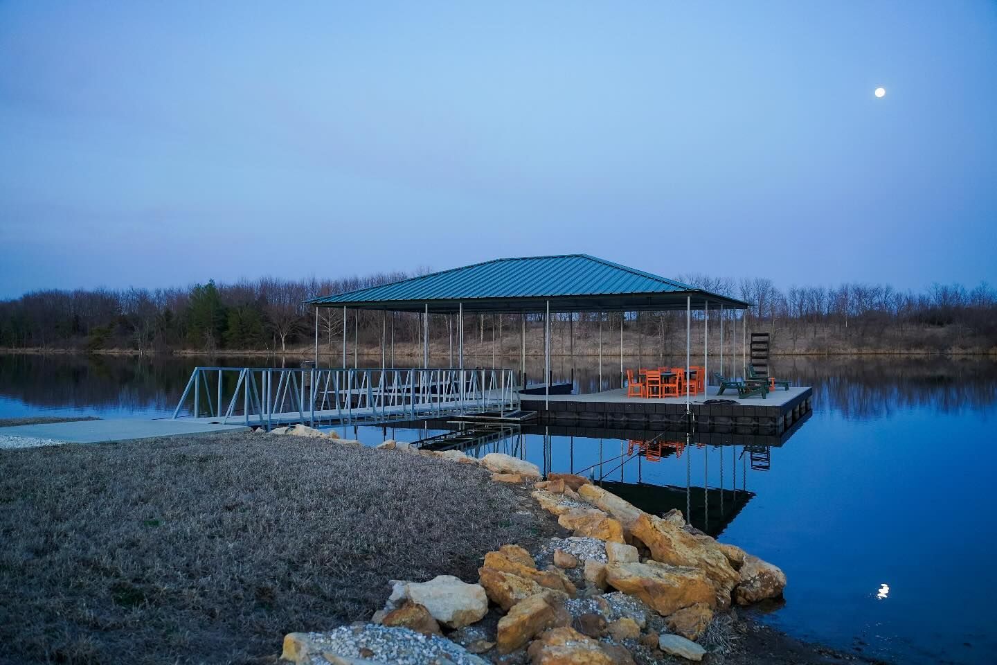 Build Your Lakeside Paradise in Owensville, MO With Mac's Docks.