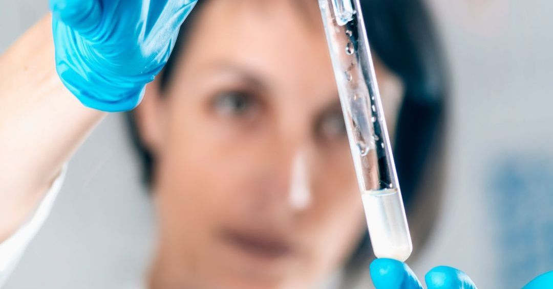Controle de qualidade rigoroso no processamento e extração de amostras biológicas