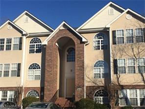 324 Ivy Glen Court exterior