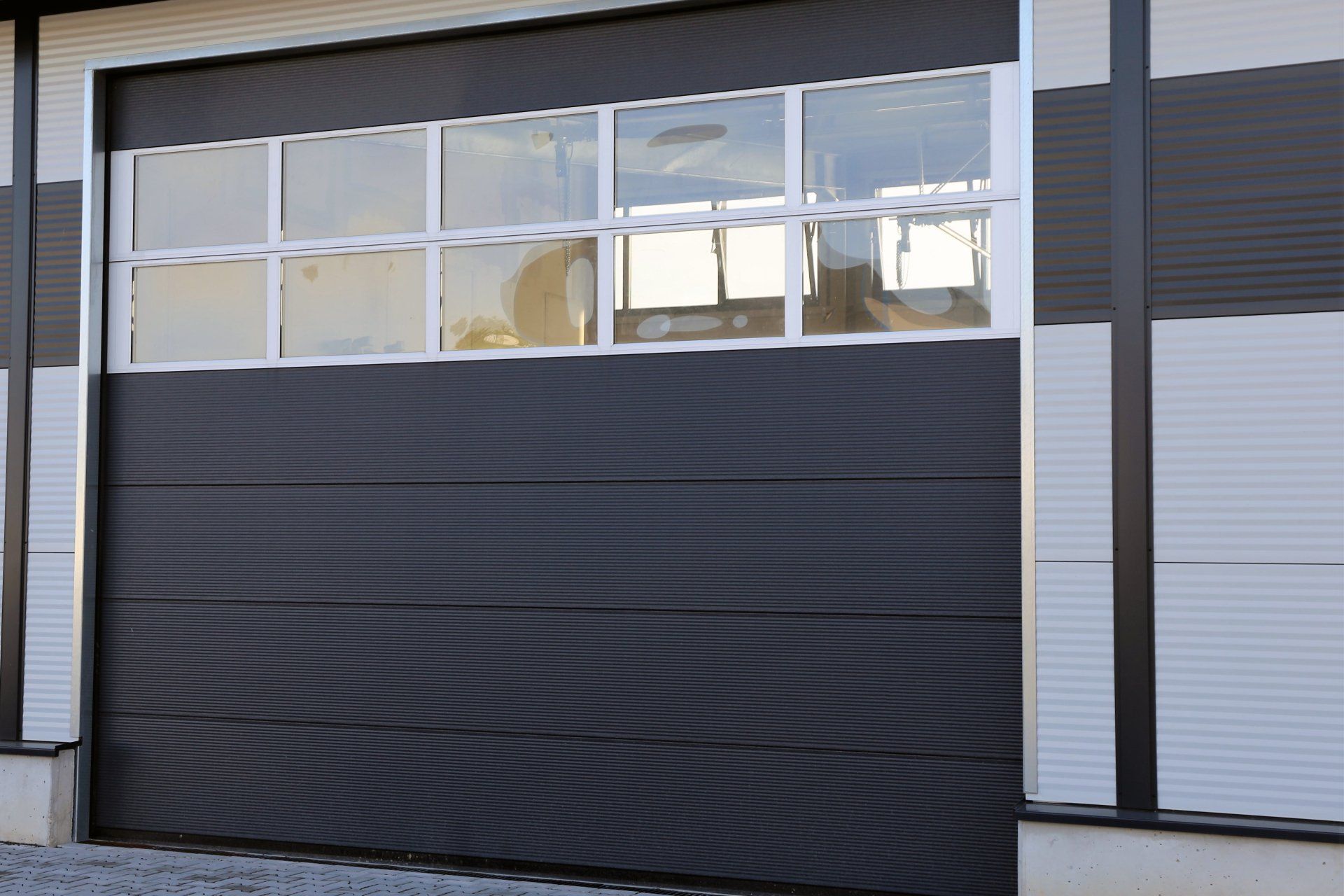 slats or grilles? the curtain decision