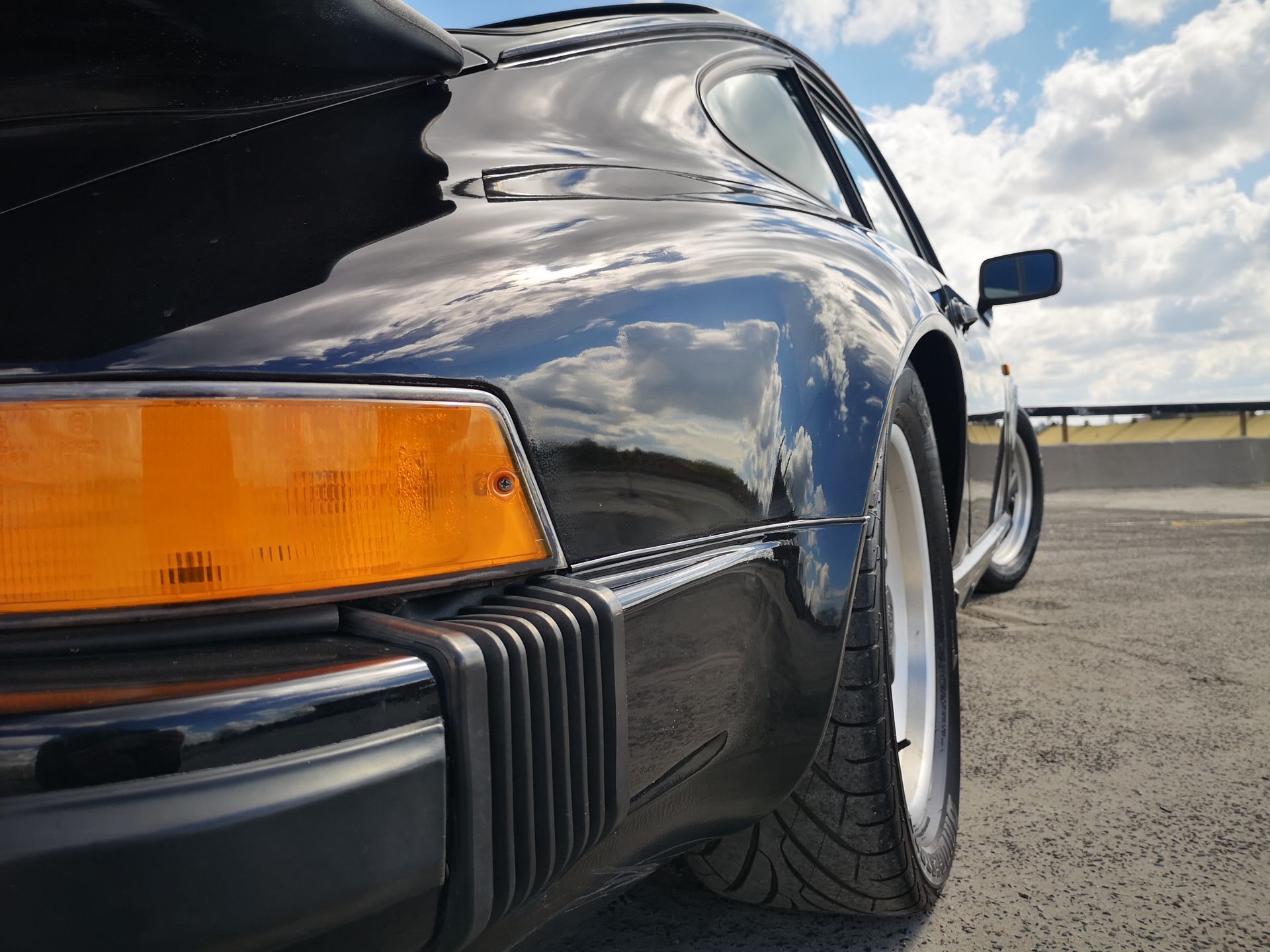 1985 Porsche 911 Carrera 3.2