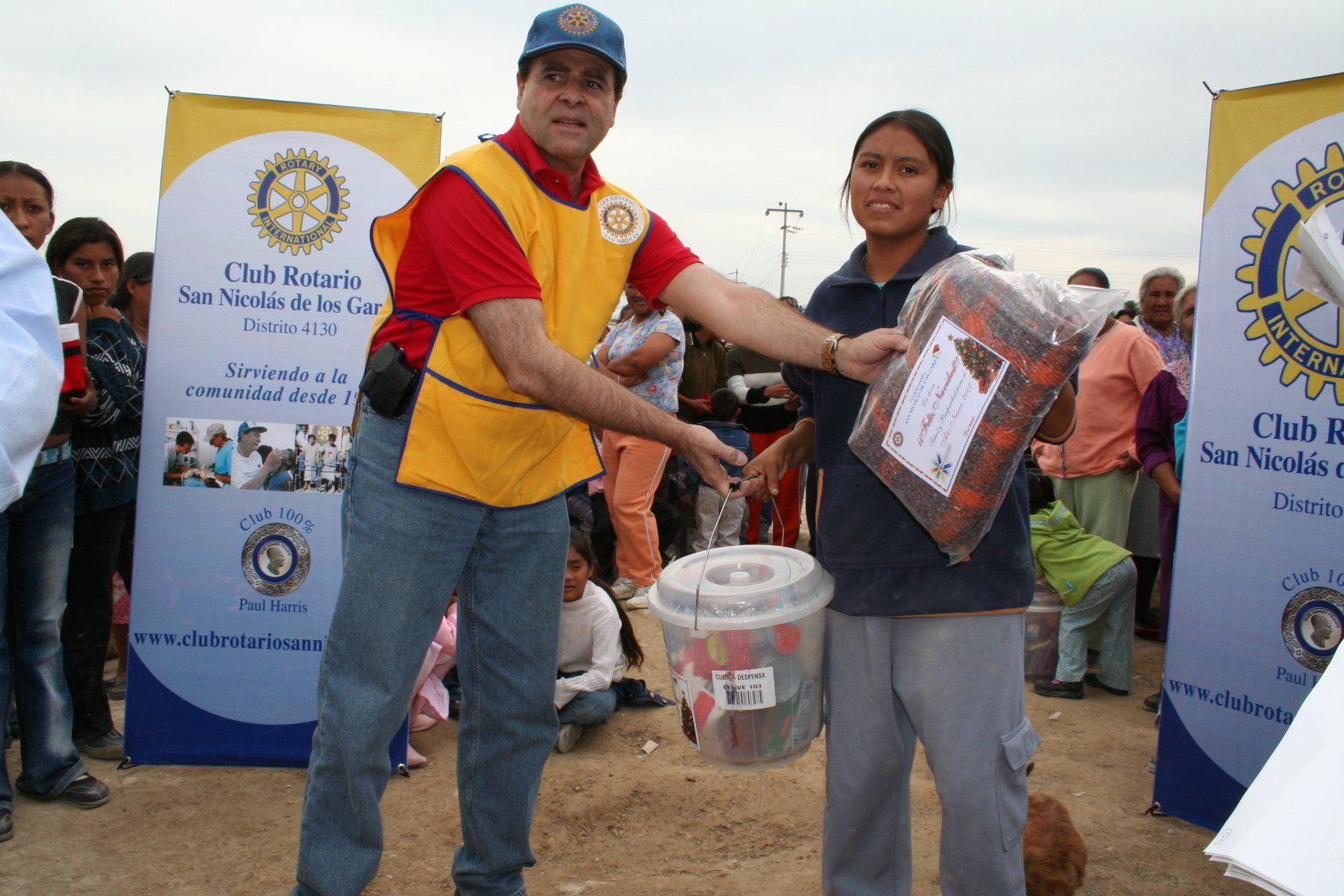 líder social, apoyo social, compromiso comunitario líder social, apoyo social, compromiso comunitario