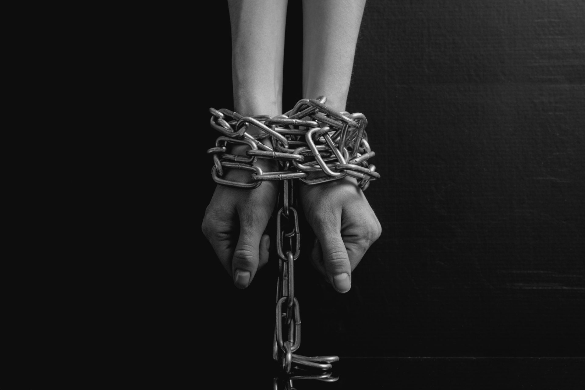 Violencia contra las mujeres y los niños Violencia contra las mujeres y los niños