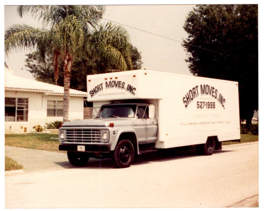 Short Moves Started in St. Petersburg, FL in 1990. We serve the entire Suncoast, Nature Coast, and Central Florida 