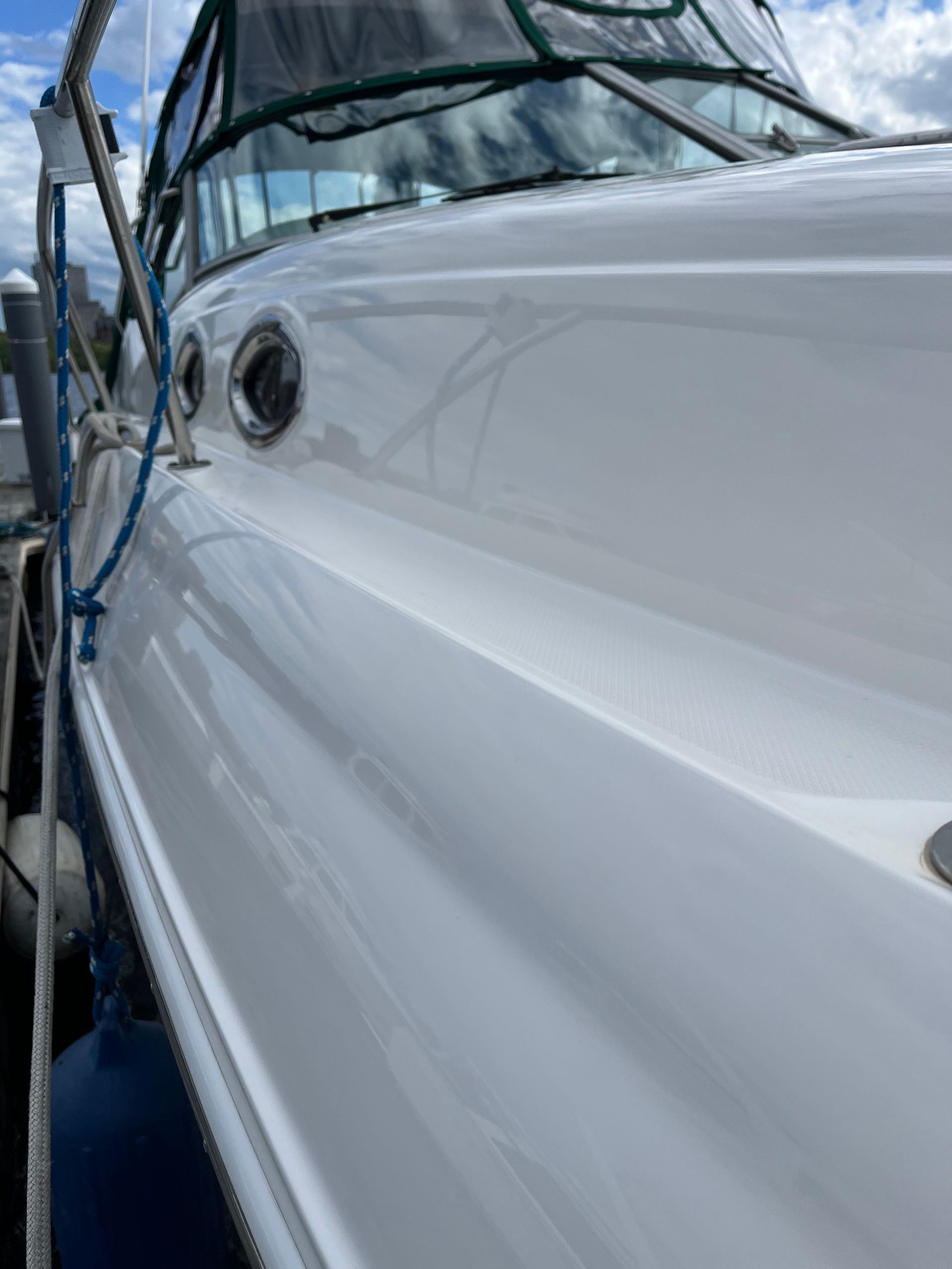Sea Ray Sundancer Detail