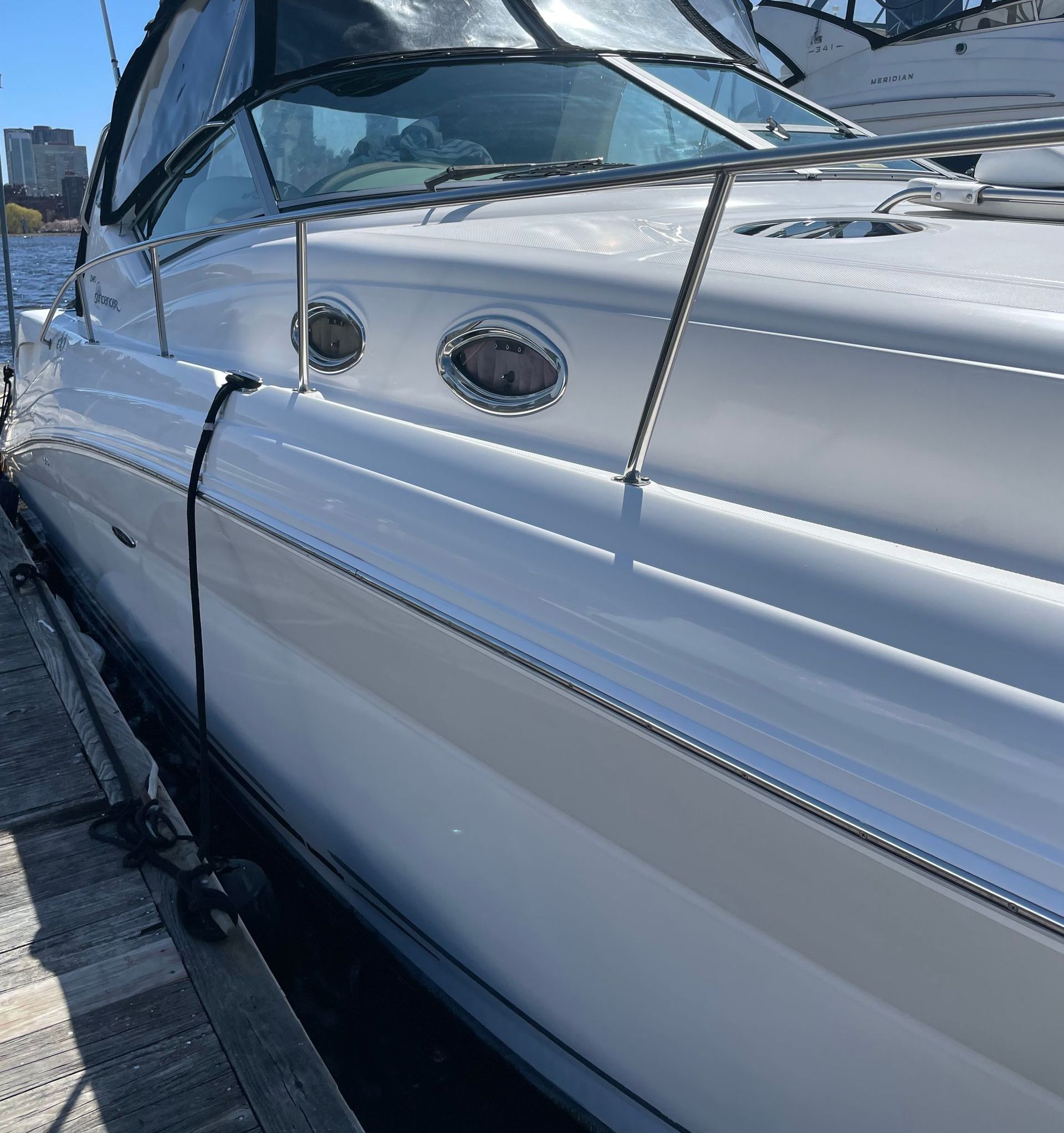 Sea Ray Sundancer Detail