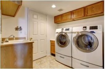 Oven in need of repair in kitchen in Waco Tx