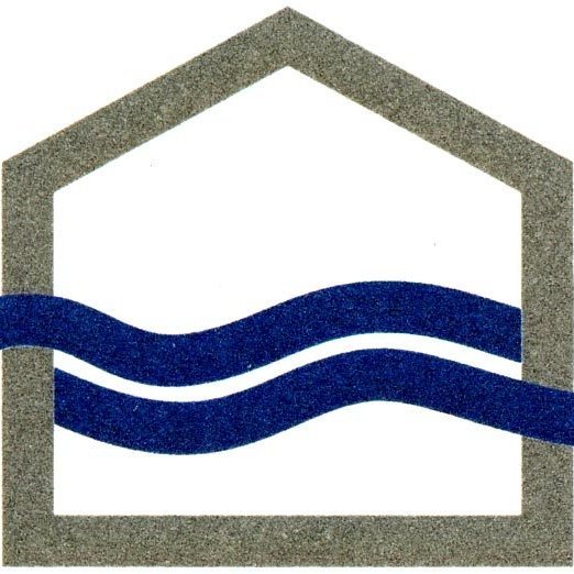 Ein Haus mit einer blau-weißen Welle darin