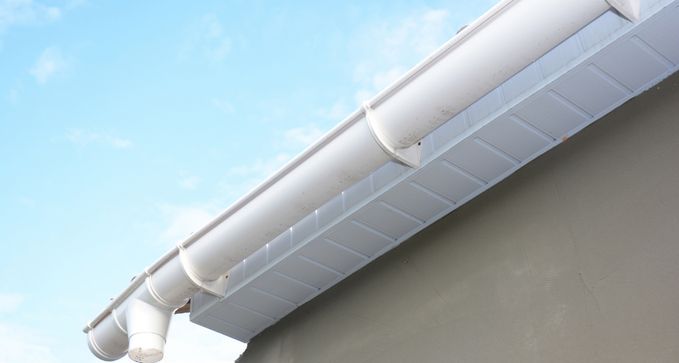 instalar canalon de PVC en vivienda unifamiliar en Sigüenza, guadalajara
