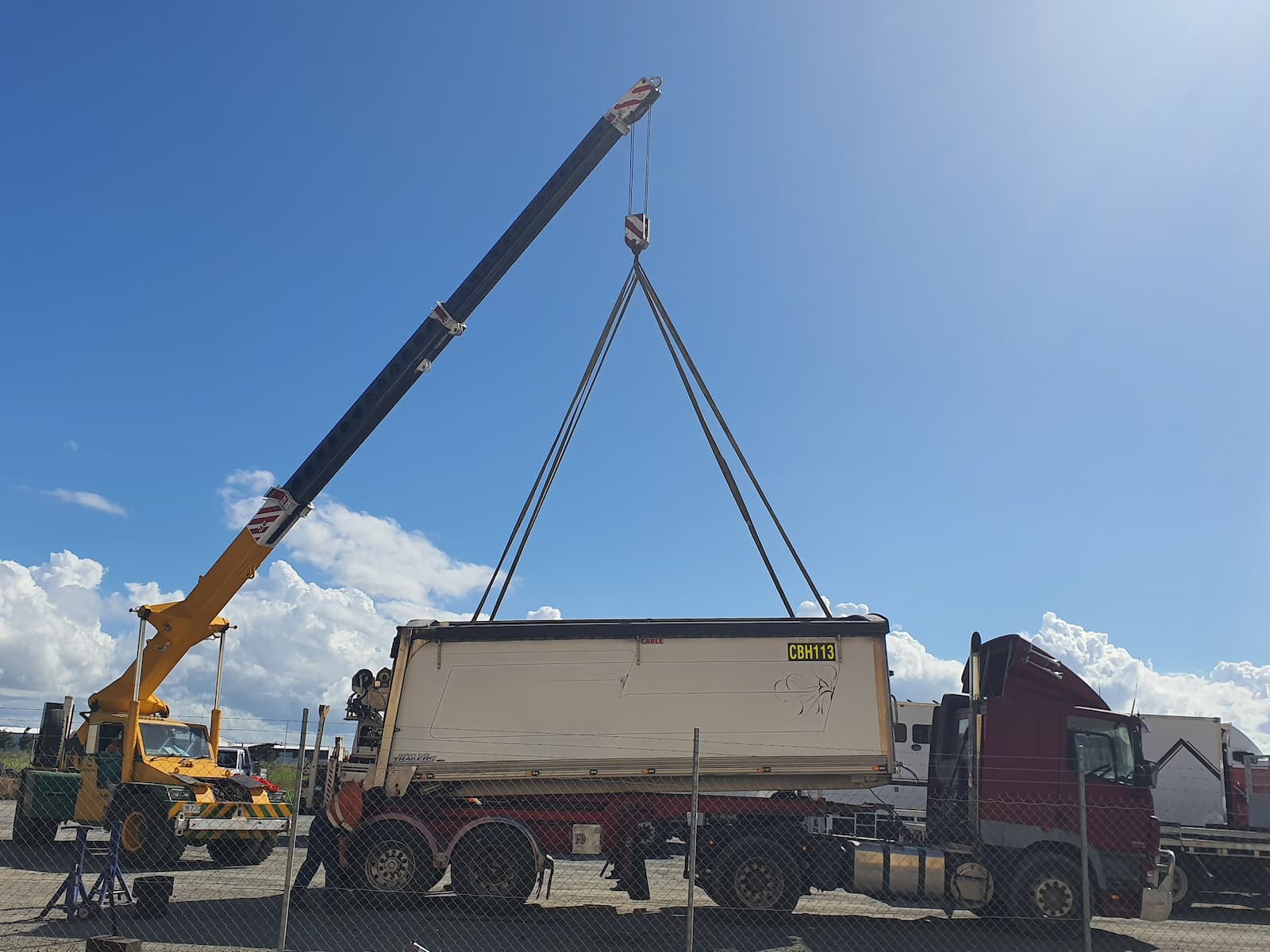Crane Truck Hire Mackay Crane QLD Statewide Lift & Shift