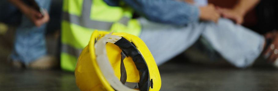 Lavoratore infortunato in cantiere