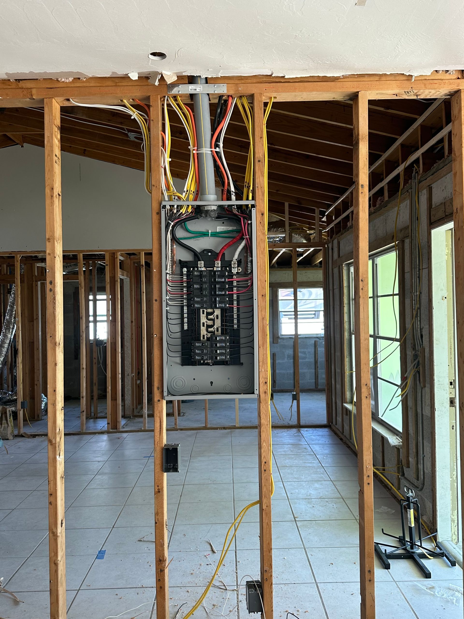 A room with a electrical box in the middle of it
