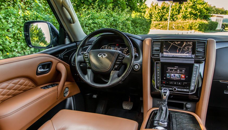 Infiniti QX80 Car