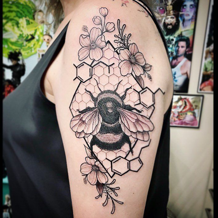 Bee and Geometric Tattoo by Jess Alther at Black Gold Tattoo Co in Edmonton Alberta Canada