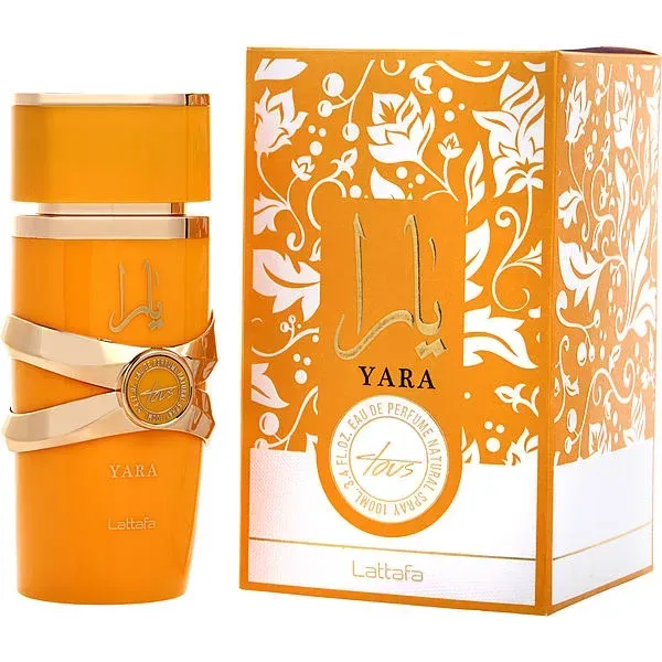 Frasco de perfume Lattafa Yara color naranja y caja a juego con diseño floral blanco y detalles dorados.