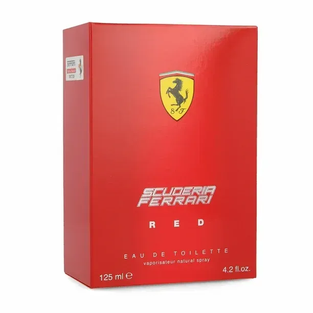 Frasco de Scuderia Ferrari Red Eau de Toilette y caja roja sobre fondo blanco.