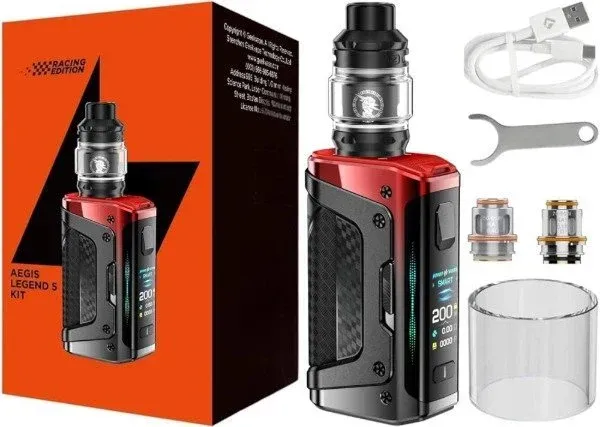 Mod de vapeo negro y plateado con tanque transparente y pantalla digital sobre fondo blanco.