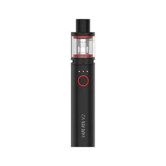 Vaporizador negro con tanque transparente y anillo decorativo rojo sobre fondo blanco.