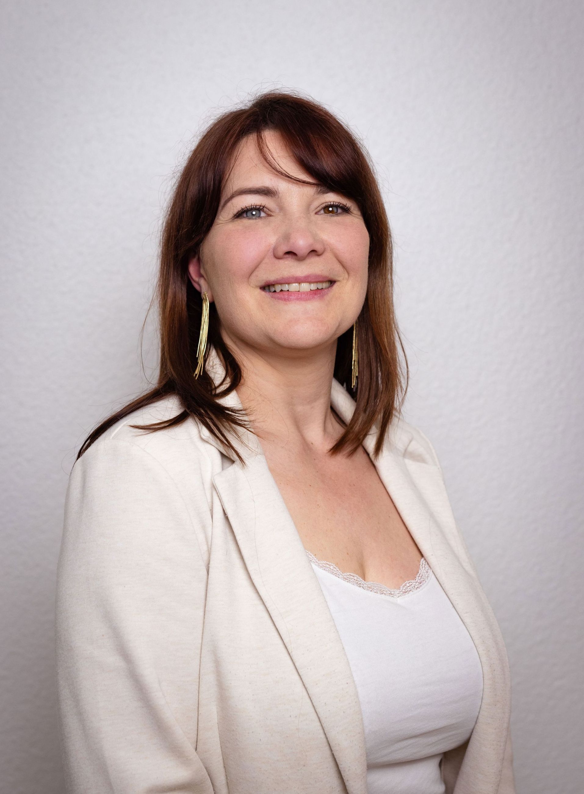 Peggy - Prothésiste mammaire Diplomé en PME 06 23 82 15 21 Peggy - Prothésiste mammaire
Diplomé en PME 06 23 82 15 21