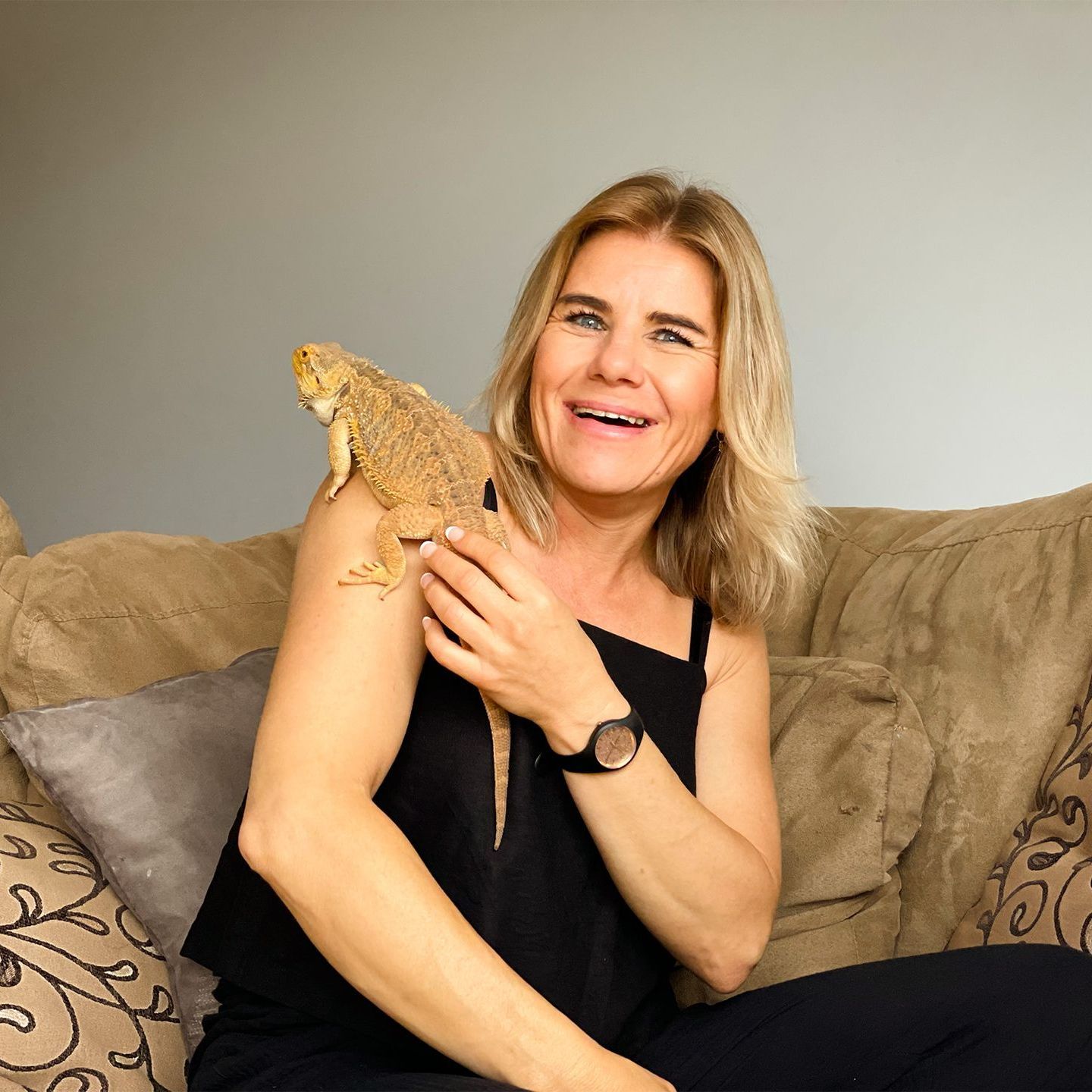 Michelle Barratt and Raptor