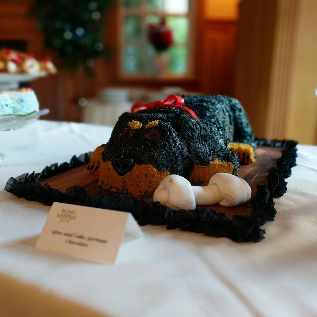 A cake from the ABRT Bone Apetite Gala