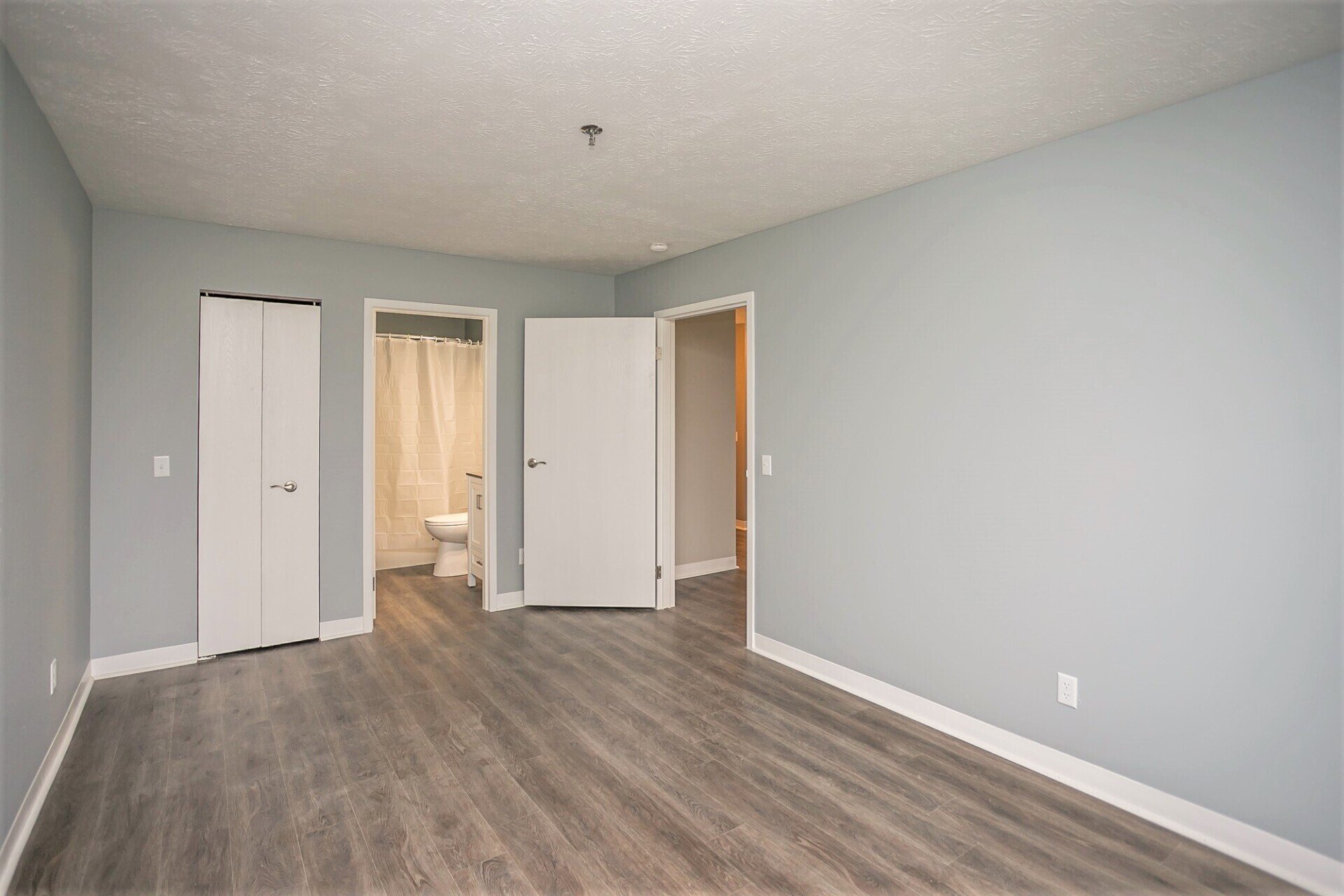 4 Gateway Dr. Euclid, OH 44119