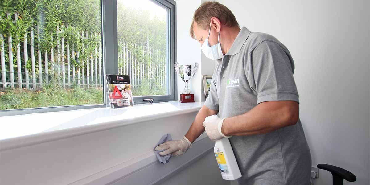 Office deep cleaning