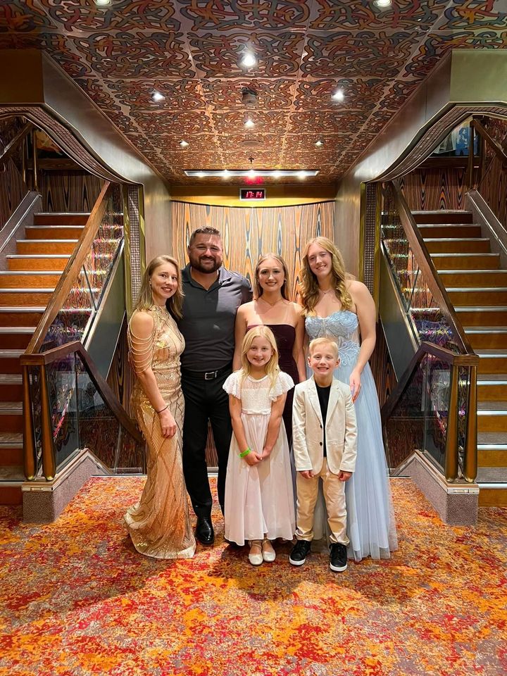 Chris Gobeli and family
