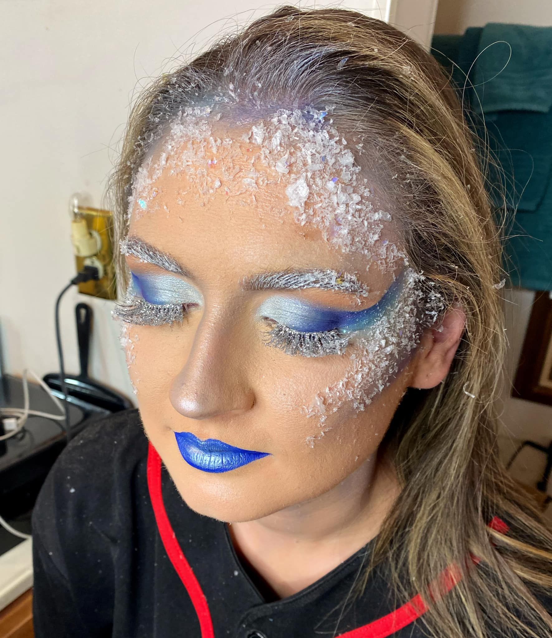 makeup artist