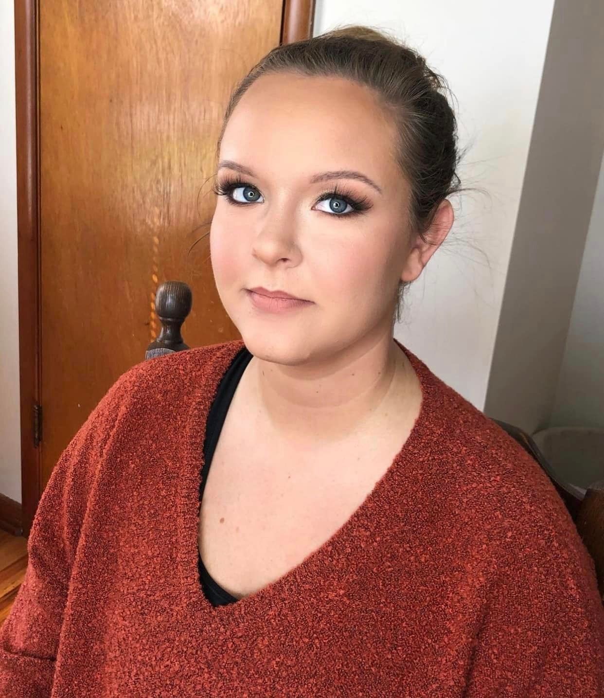 makeup artist
