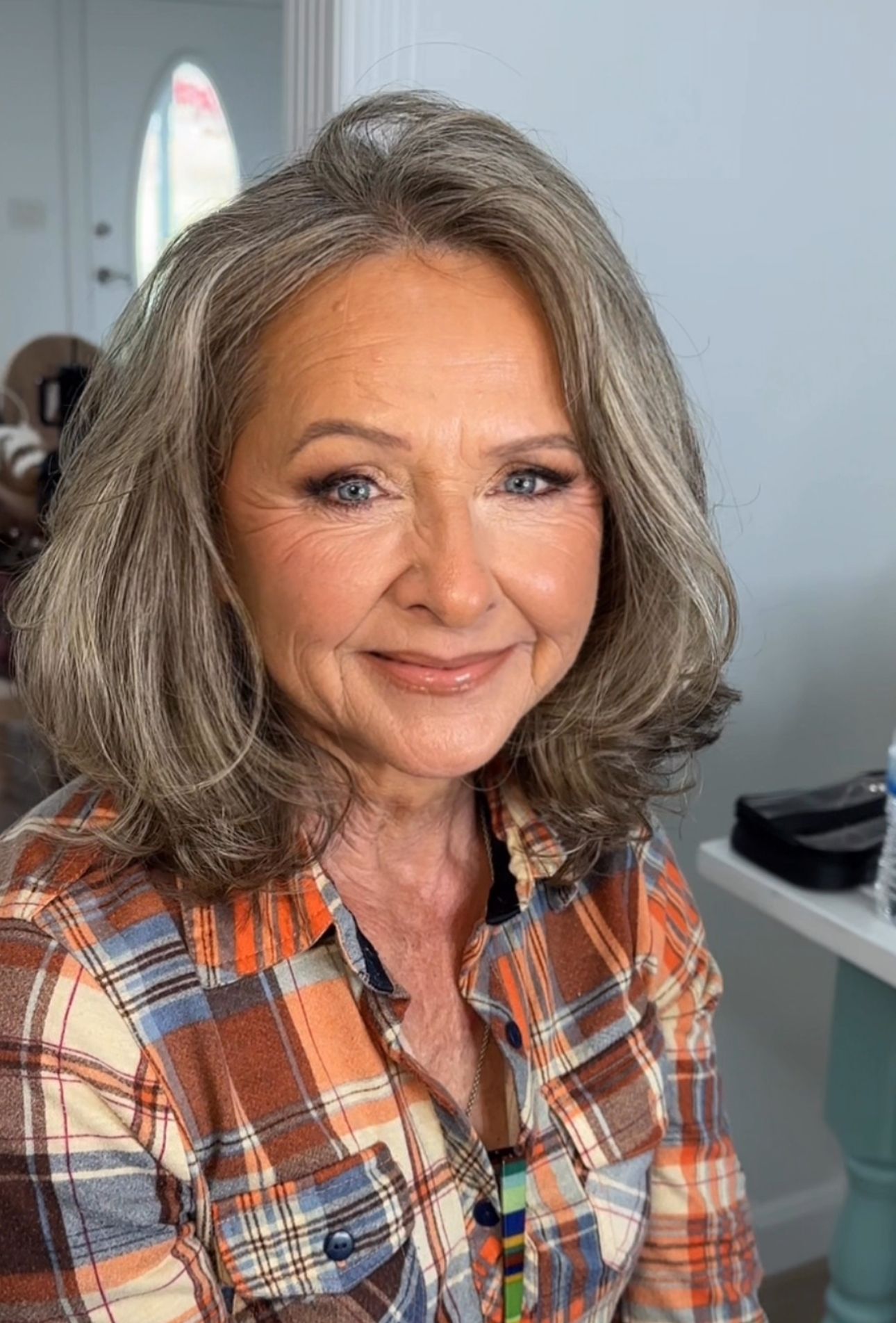 makeup artist